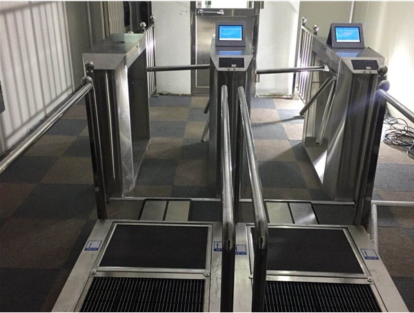 消除靜電的措施